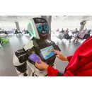 Робот-консультант для аэропорта Promobot V.4