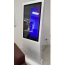 Сенсорный информационный киоск AxeTech Grate 32" Start