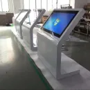 Сенсорный информационный киоск AxeTech Walt 65" Premium 2.0